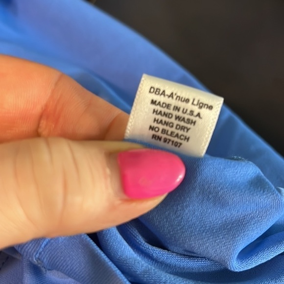 A’nue Miami Perfect Crew Long Sleeve Shirt Tee Top Soft Fabric French Blue Small - Picture 8 of 10